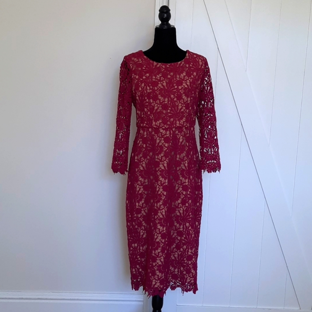 All lace midi dress